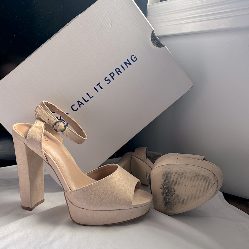 Beige High-Heeled Shoes by “CALL IT SPRING”